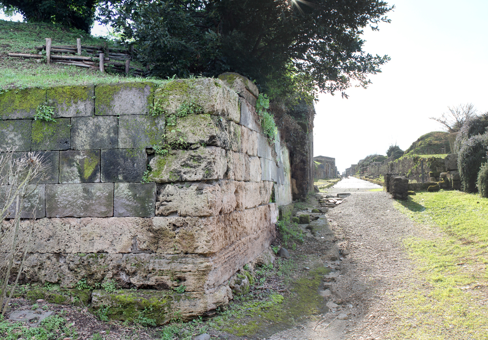 PORTA DI SARNO. Veduta da nord-est. ©SSBAPES PORTA DI SARNO. Veduta da nord-est. ©SSBAPES